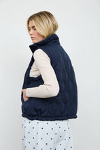 Load image into Gallery viewer, PLAID COLLAR QUILTED ZIP-UP VEST: KHAKI