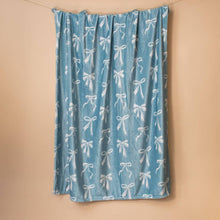 Load image into Gallery viewer, Hannah Bow Throw Light Blue 50x60