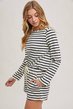 Load image into Gallery viewer, STRIPED KNIT PULLOVER TOP: NAVY
