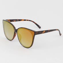 Load image into Gallery viewer, Tinted Cateye Sunglasses: Mix Color