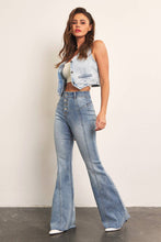 Load image into Gallery viewer, Cello Jeans High Rise Seam Details Flare