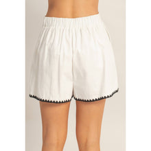Load image into Gallery viewer, Scallop Trim High-Waisted Shorts: BEIGE