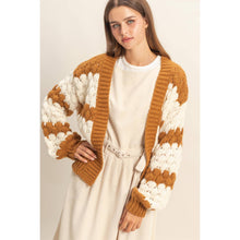Load image into Gallery viewer, Oversized Scallop Pattern Knit Cardigan: D.GREEN