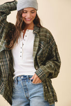 Load image into Gallery viewer, Kambrie Plaid Flannel Shirt: Blue Multi / Contemporary
