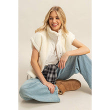 Load image into Gallery viewer, Cozy Sherpa Vest Jacket with Tie-Up Side Details: BROWN
