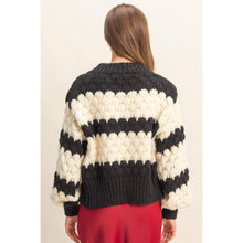 Load image into Gallery viewer, Oversized Scallop Pattern Knit Cardigan: D.GREEN