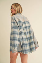 Load image into Gallery viewer, Kambrie Plaid Flannel Shirt: Blue Multi / Contemporary