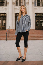 Load image into Gallery viewer, VERTICAL STRIPE COLLARED BUTTON DOWN SHIRT: TAUPE