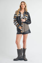 Load image into Gallery viewer, Lena Plaid Flannel Black / Contemporary