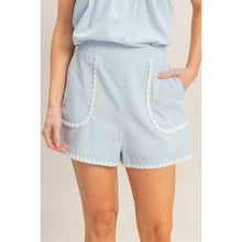 Load image into Gallery viewer, Scallop Trim High-Waisted Shorts: BEIGE