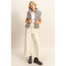 Load image into Gallery viewer, Leopard Print Puffer Vest: CREAM