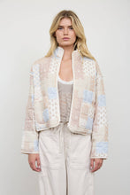 Load image into Gallery viewer, MULTI-PATTERN WESTERN QUILTED ZIP-UP JACKET: KHAKI MULTI