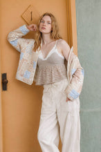 Load image into Gallery viewer, MULTI-PATTERN WESTERN QUILTED ZIP-UP JACKET: KHAKI MULTI