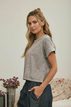 Load image into Gallery viewer, WASHED SHORT SLEEVE BOXY KNIT TOP : COCOA