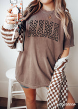 Load image into Gallery viewer, Mama Outline Checkered Tee: Espresso