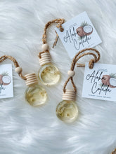 Load image into Gallery viewer, Spring Car Diffusers : Tropic Kiss