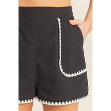 Load image into Gallery viewer, Scallop Trim High-Waisted Shorts: BEIGE