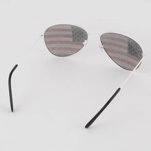 Load image into Gallery viewer, Merican Flag Aviator Sunglasses: Mix Color