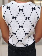 Load image into Gallery viewer, Bow Pattern Buttoned Side Cropped Sweater Vest: White
