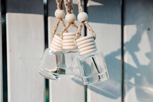 Load image into Gallery viewer, Car Diffuser: Sugar Cookie