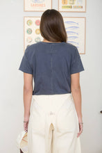 Load image into Gallery viewer, ROUND NECK SHORT SLEEVE EXPOSED SEAM KNIT TOP: MOCHA