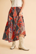 Load image into Gallery viewer, Bradyn Print Skirt: Tan/Orange / Contemporary