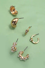 Load image into Gallery viewer, TRIO PEARL DIAMOND CUT HUGGIE HOOP EARRINGS | 80E3935: Gold