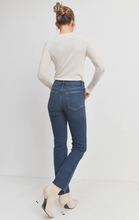 Load image into Gallery viewer, Dark Cut Off Straight Leg Judy Blue Jeans