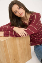Load image into Gallery viewer, STRIPE V NECK DROP SHOULDER LONG SLEEVE KNIT TOP: CREAM