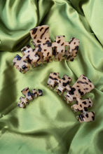 Load image into Gallery viewer, Classic Hair Clip | Large | Blonde Tortoise