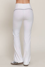 Load image into Gallery viewer, Waist Band Contrast Piping Detail Workout Pants: GRN-jade green/off white / S