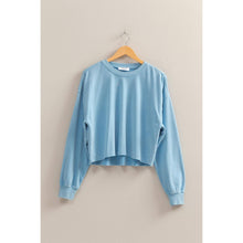 Load image into Gallery viewer, Blue Cropped Sweatshirt With Raw Hem