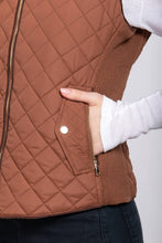 Load image into Gallery viewer, Suede Piping Detail Rib Quilted Padding Vest: OLV-olive oil / M