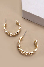 Load image into Gallery viewer, CLASSIC CHAIN CUTOUT HOOP EARRINGS | Gold