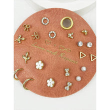 Load image into Gallery viewer, Minimalist Everyday Earrings: GOLD / ONE