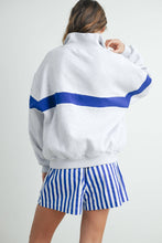 Load image into Gallery viewer, Two-Toned Half Zip Collar Sweatshirt: GREY / GREEN