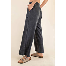 Load image into Gallery viewer, MINERAL WASHED WIDE LEG PANT: Mocha