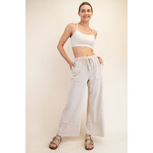 Load image into Gallery viewer, MINERAL WASHED WIDE LEG PANT: Mocha