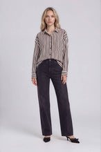 Load image into Gallery viewer, VERTICAL STRIPE COLLARED BUTTON DOWN SHIRT: TAUPE

