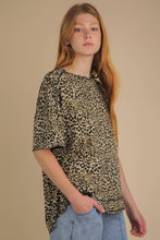 Load image into Gallery viewer, Oversized Leopard Printed Knit Top: MOCHA

