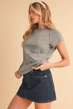 Load image into Gallery viewer, Ivy Tee: Lemon / Contemporary
