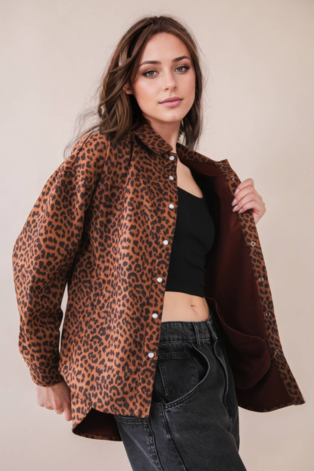 Oversized Leopard Printed Button Down Shirt: MOCHA MIX