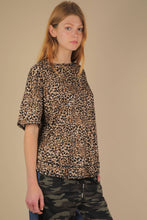 Load image into Gallery viewer, Oversized Leopard Printed Knit Top: MOCHA
