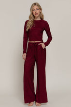 Load image into Gallery viewer, Long Sleeve Crew Neck Top: Wine
