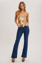 Load image into Gallery viewer, PAISLEY SATIN BANDANA TUBE TOP: VANILLA
