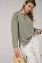 Load image into Gallery viewer, CREW NECK RIBBED LONG SLEEVE KNIT TOP : OATMEAL
