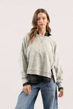Load image into Gallery viewer, WASHED EXTENDED SHOULDER KNIT TOP: OATMEAL
