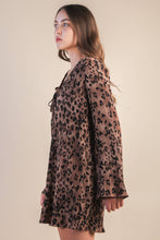 Load image into Gallery viewer, Leopard Printed Pleated Mini Dress: MOCHA LEOPARD
