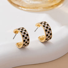 Load image into Gallery viewer, CHECKER EPOXY HUGGIE HOOP EARRINGS | GOLD
