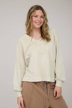 Load image into Gallery viewer, WASHED V NECK EXPOSED SEAM LONG SLEEVE KNIT TOP: INDIGO BLUE
